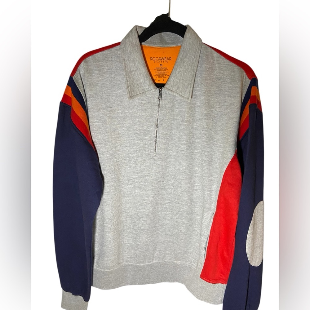 Rocawear vintage men’s sweatshirt size medium with embroidered on back
